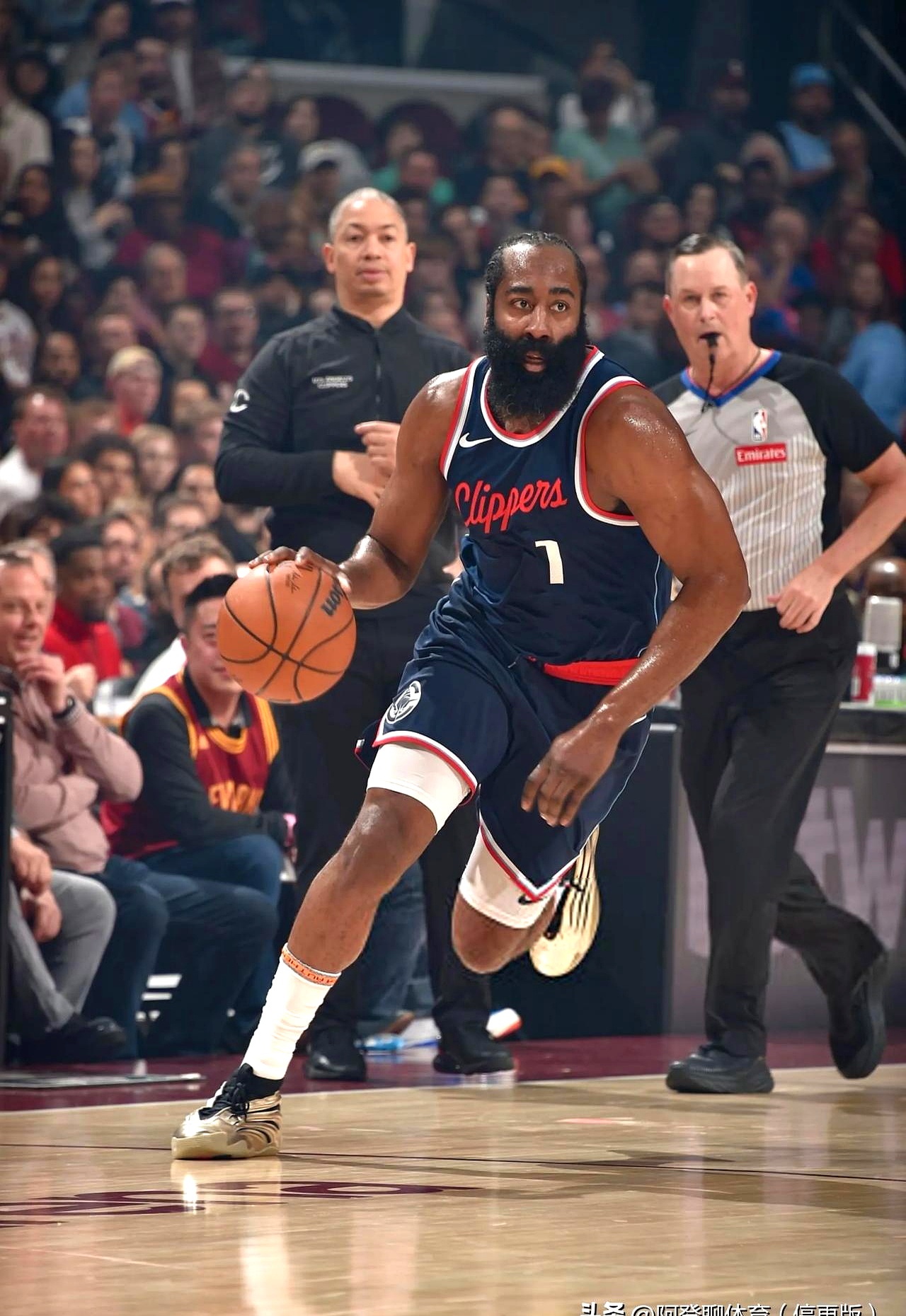 爱游戏全站 -清晨洛杉矶快船战术微调：法国杯节点到来，底气十足，赛季目标并未改变的简单介绍